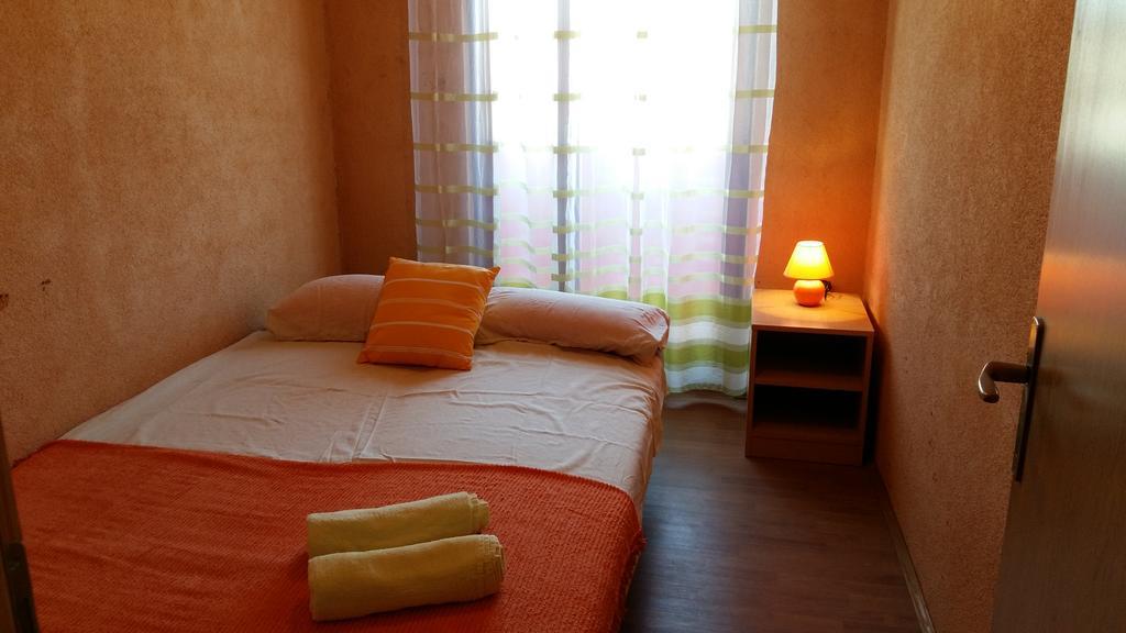 Apartments Ema Vir Εξωτερικό φωτογραφία