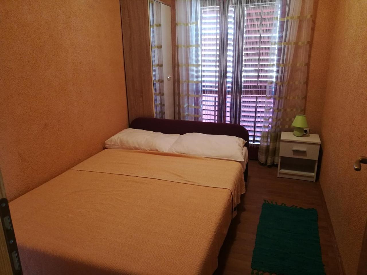 Apartments Ema Vir Εξωτερικό φωτογραφία
